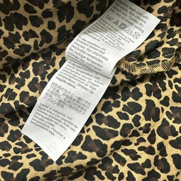 J Crew womens  Button-up leopard shirt button down long sleeve size M - Picture 9 of 10